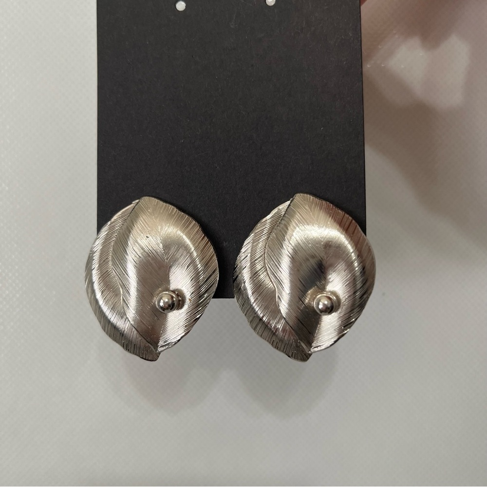 Vintage Whiting & Davis Silver Tone Large Clip On Earrings